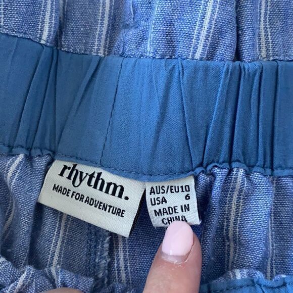 RHYTHM Cropped Pants - Picture 8 of 9